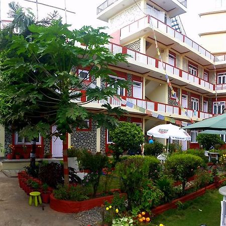 Hotel Angel Pokhara Kültér fotó