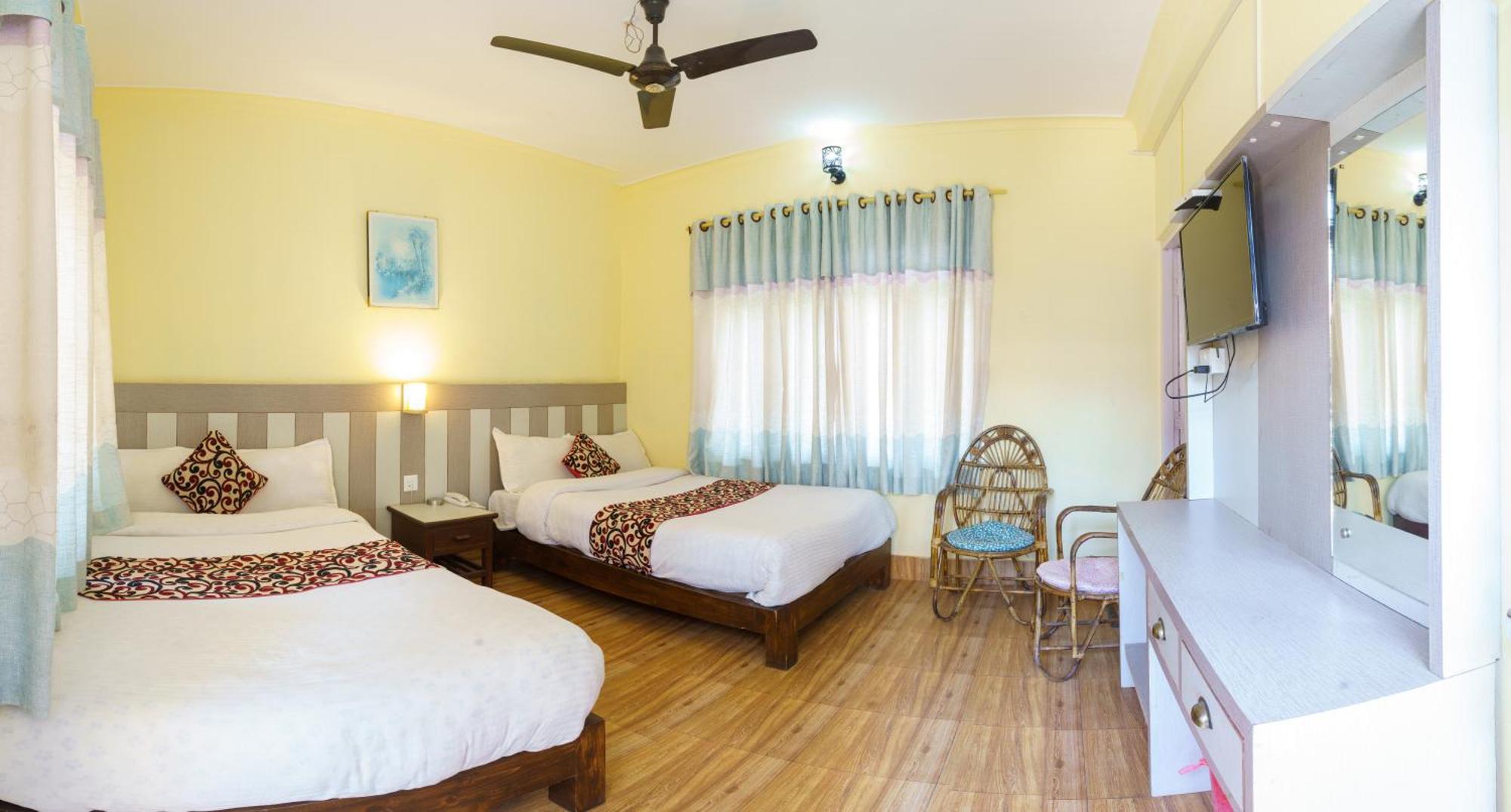 Hotel Angel Pokhara Kültér fotó