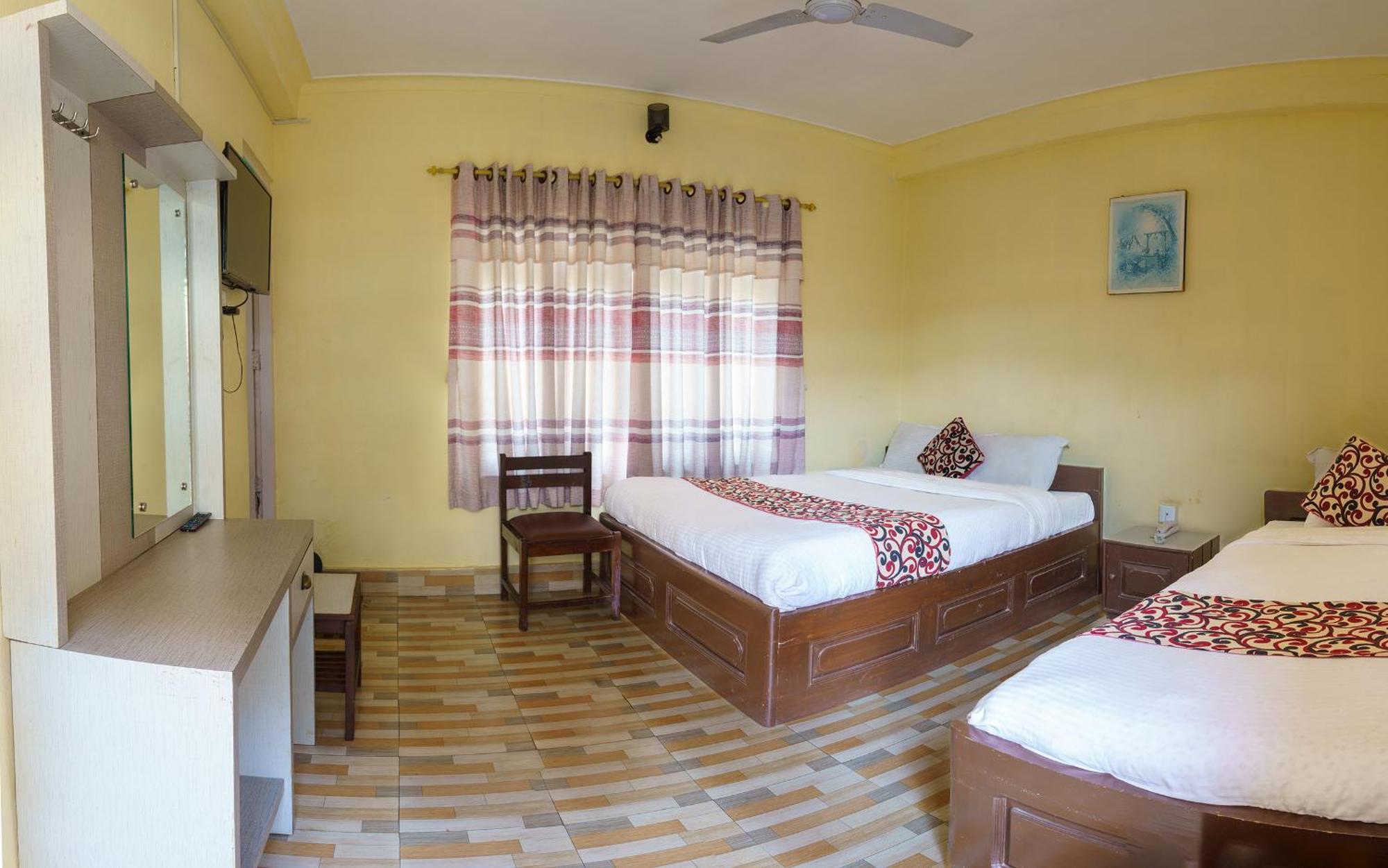 Hotel Angel Pokhara Kültér fotó