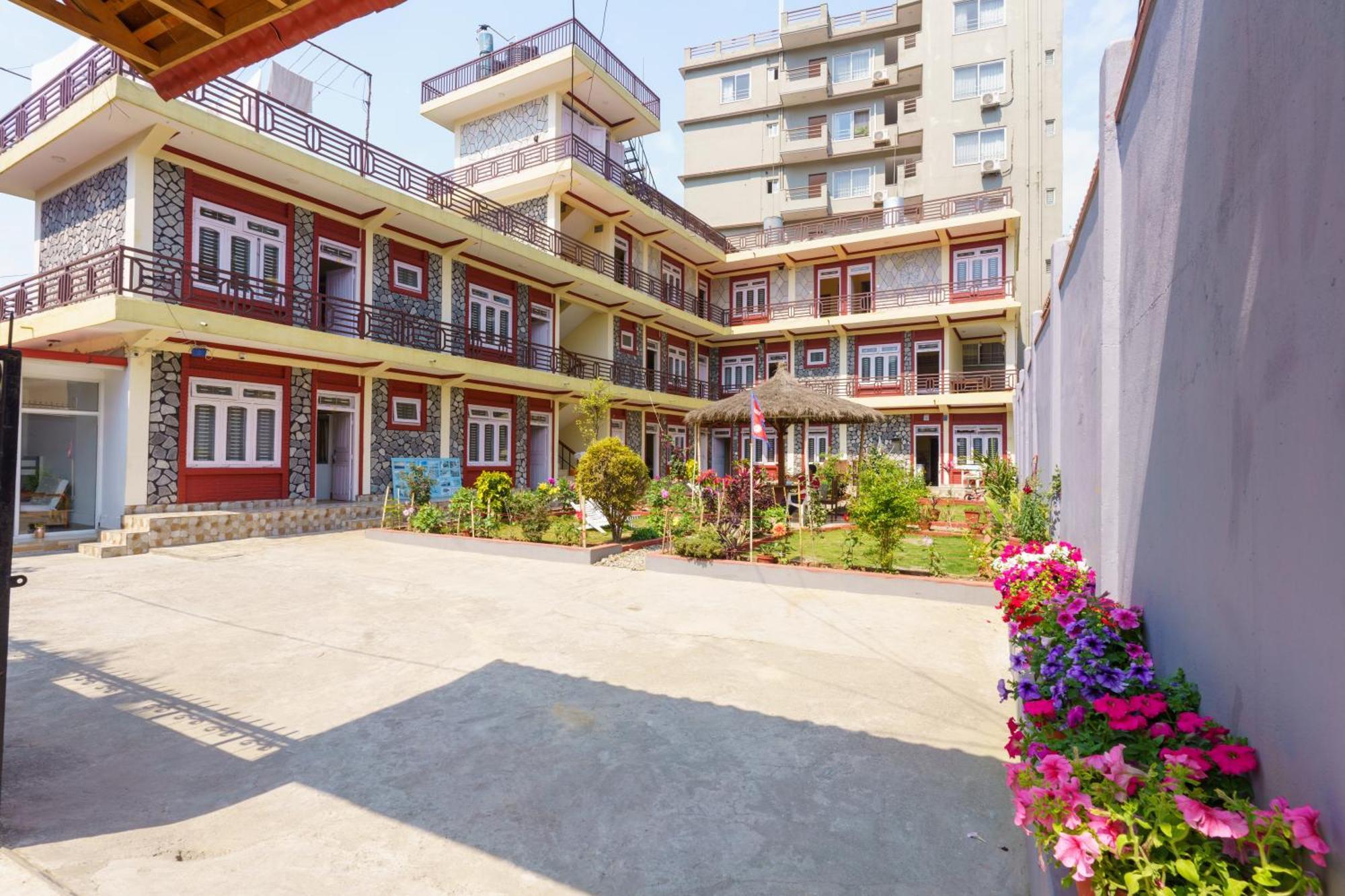 Hotel Angel Pokhara Kültér fotó