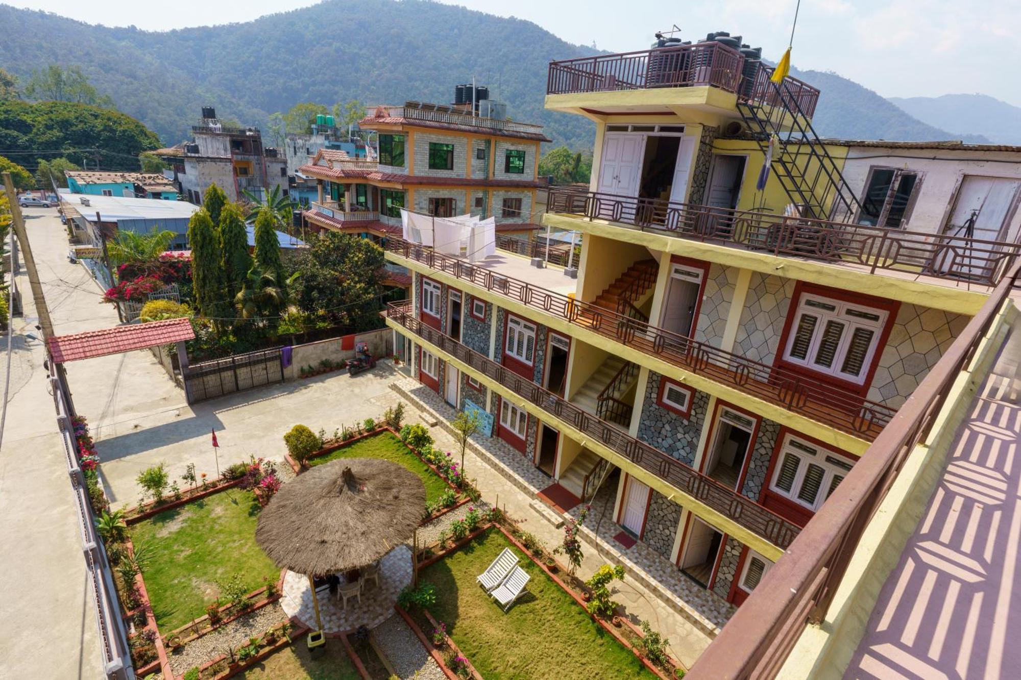 Hotel Angel Pokhara Kültér fotó