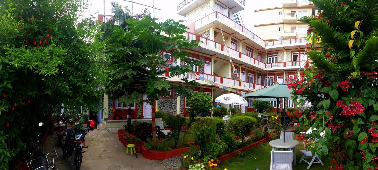 Hotel Angel Pokhara Kültér fotó